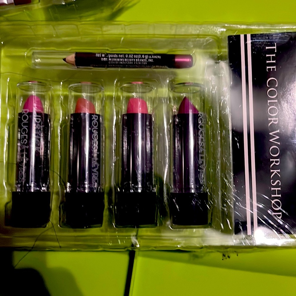 The colour workshop lip set